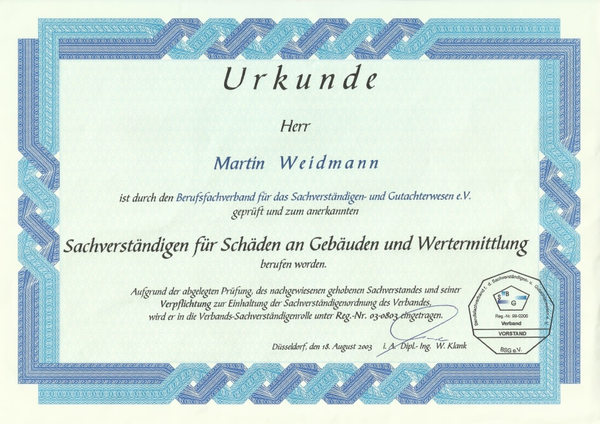 Zertifikat für geprüften Sachverständigen für Gebäudeschäden und Wertermittlung mit Siegel.